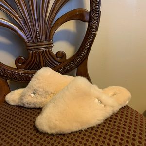 UGG Fluff Genuine Shearling Slipper Clog Size 8
